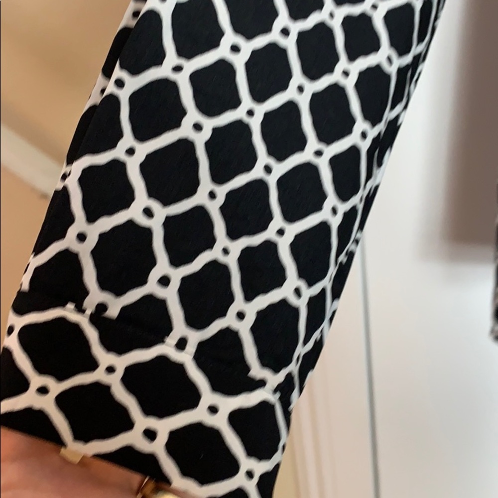 Gap size Sm/tall black/white tunic top - Picture 3 of 7
